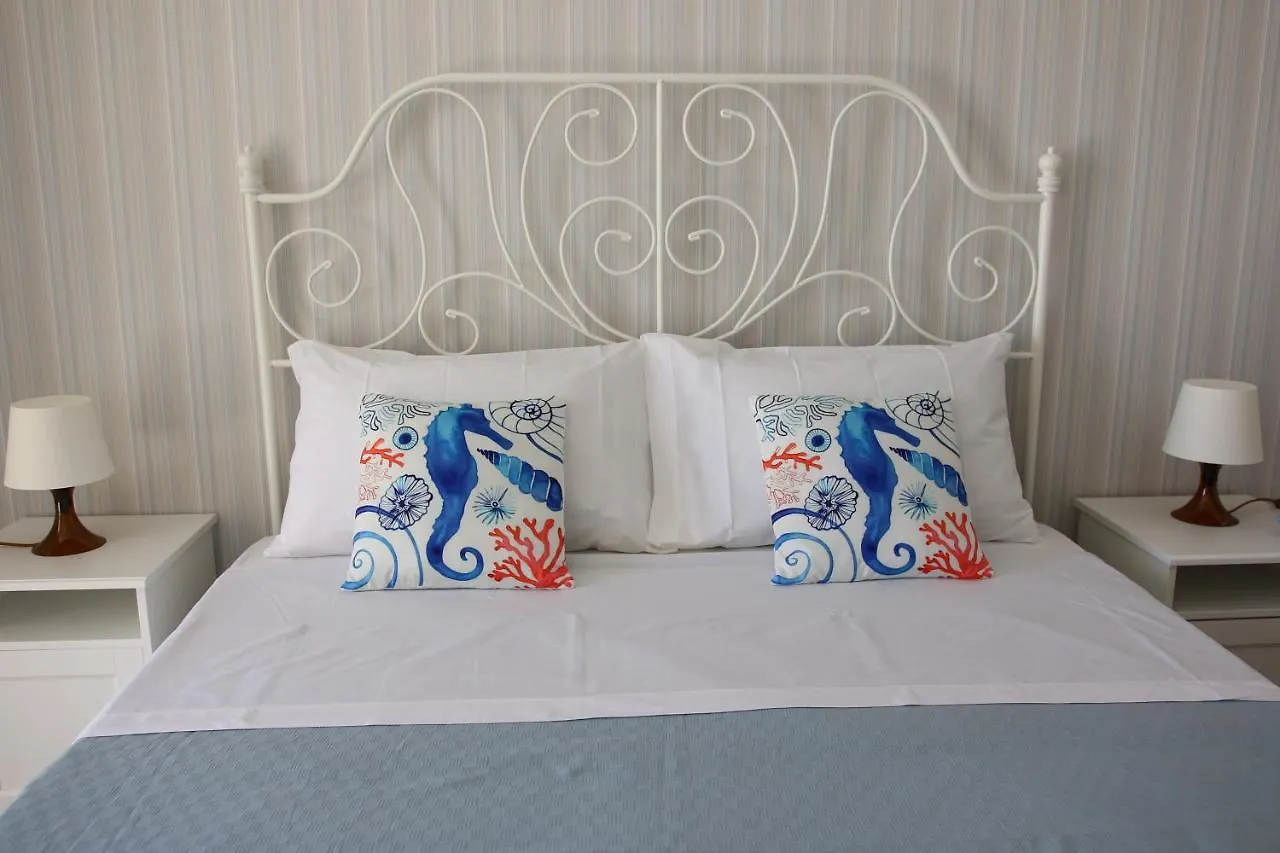 לינה וארוחת בוקר פקינו Residence La Perla Marzamemi